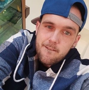 Meet your Posher, Kris